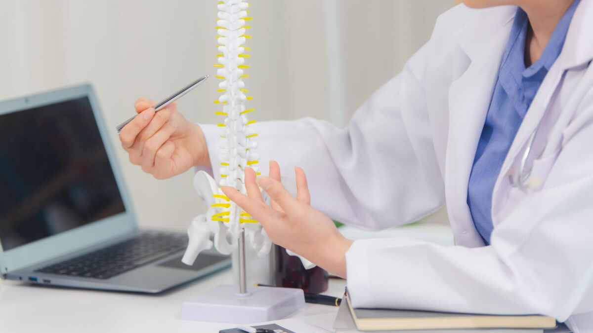 Curated visual reference: Visual Reference: 5 Complications Of Spinal Surgery