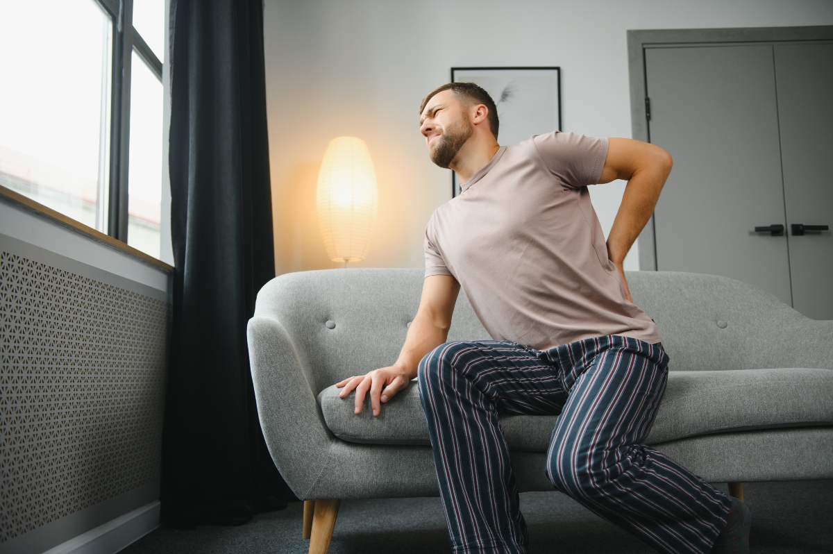 What You Should Know About Chronic Back Pain and Neuropathy